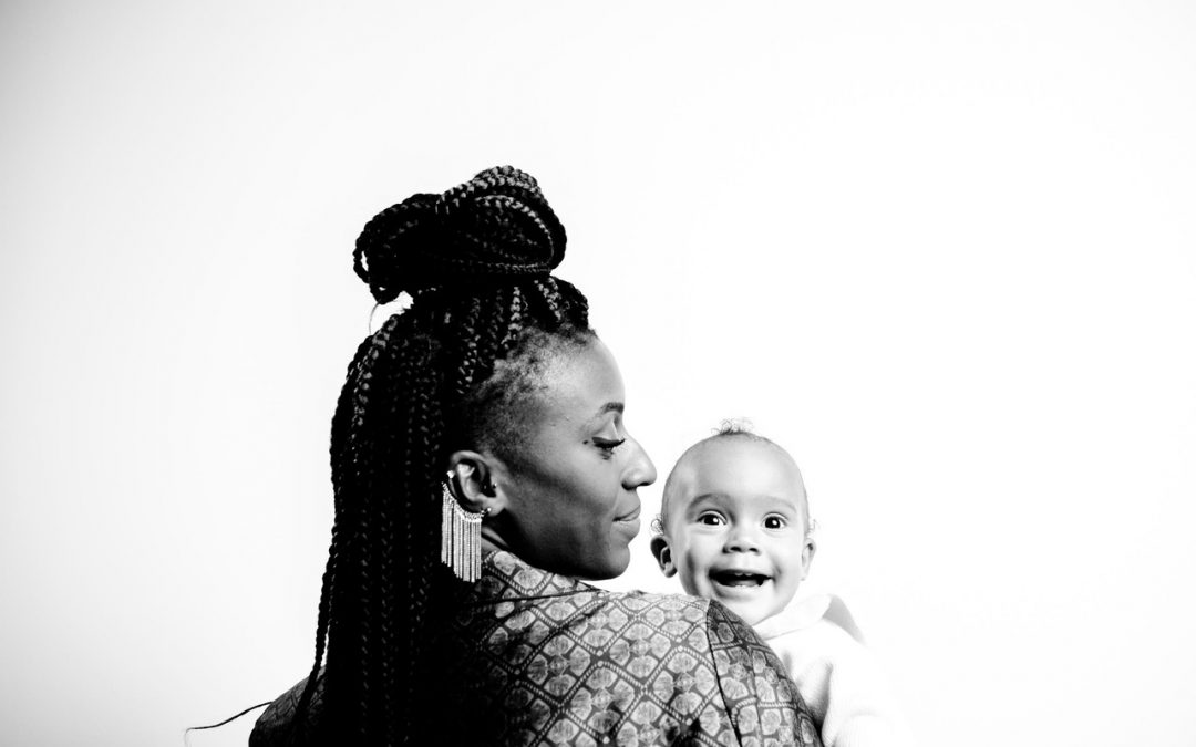 Managing my Mental Health through Motherhood. Guest Blog by Ashleigh Evans